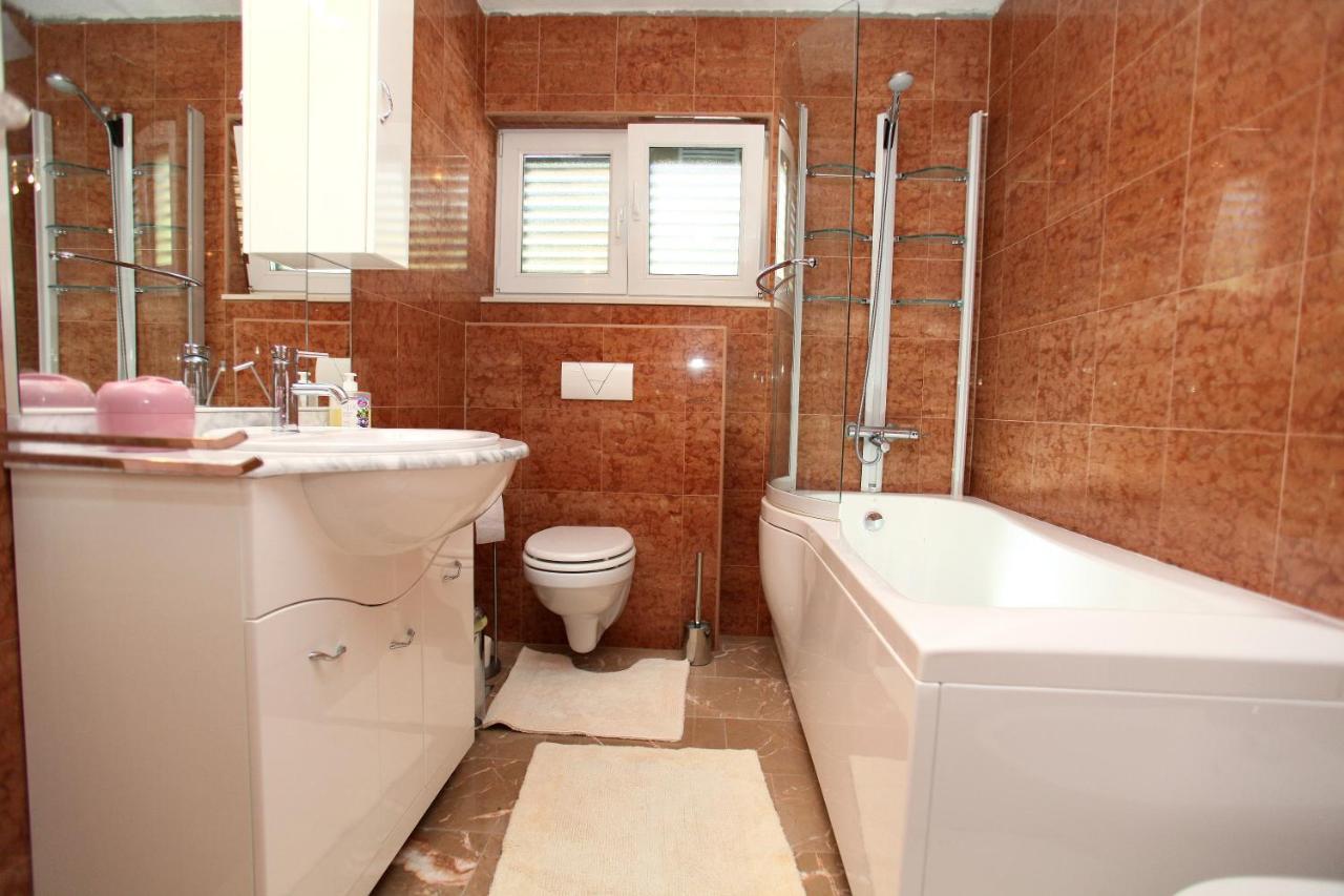Apartment Udovicic Trogir Ngoại thất bức ảnh